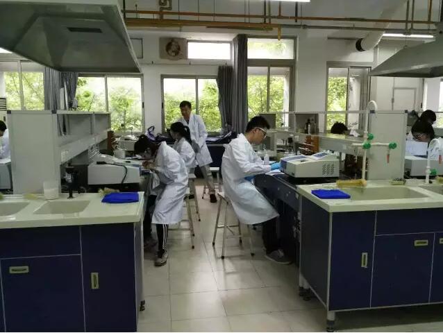 上海儀電大力支持“第十屆上海大學生化學實驗競賽”的報道(圖1)